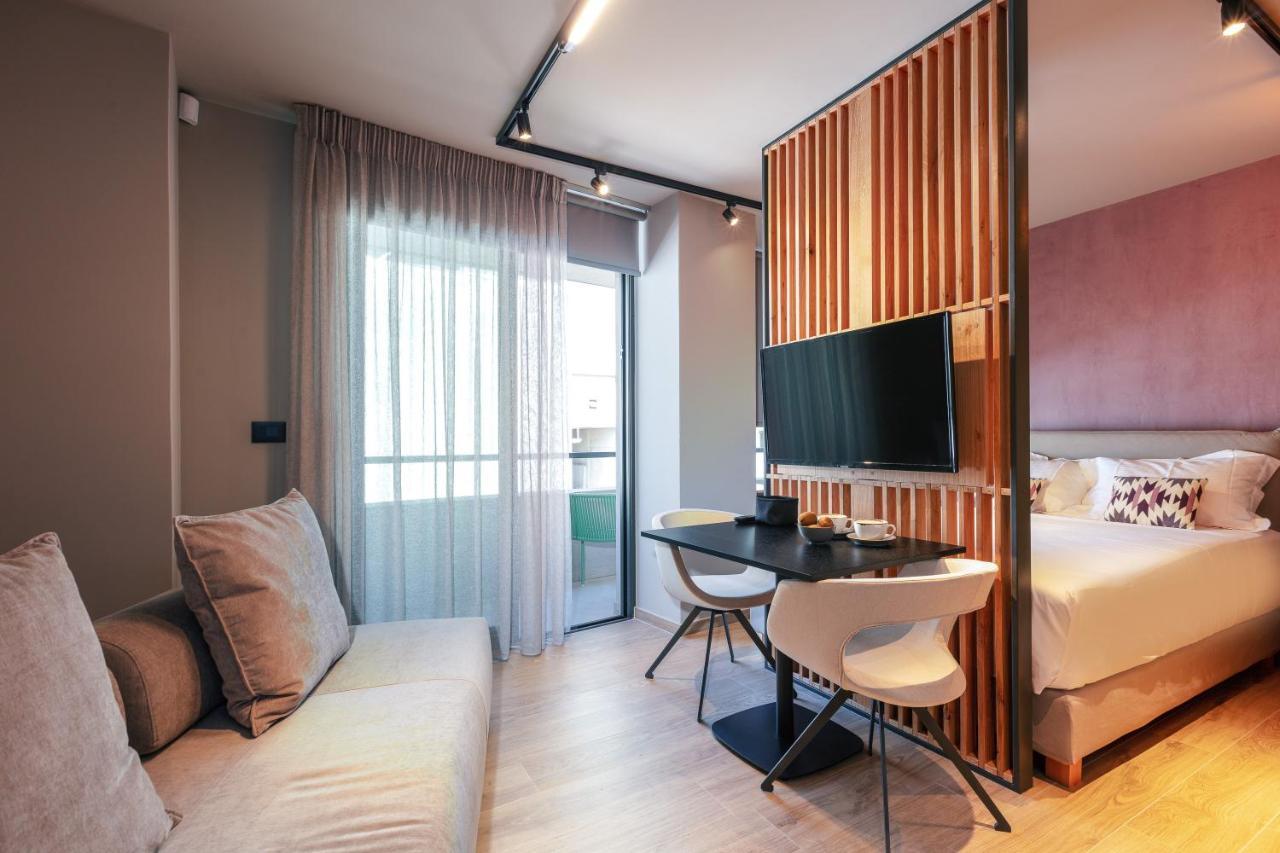 Souda Plaza Collection Hotel Bagian luar foto