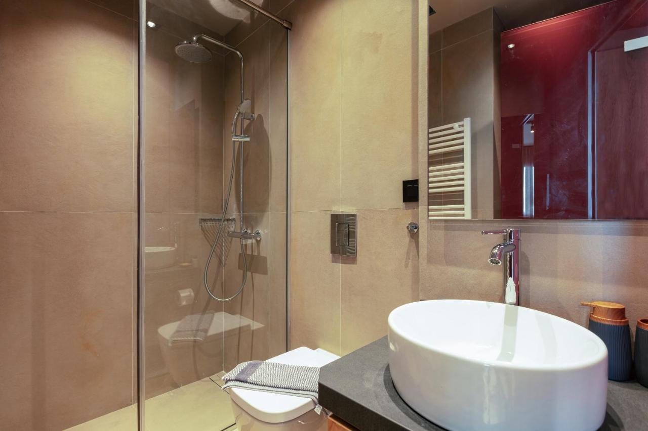 Souda Plaza Collection Hotel Bagian luar foto