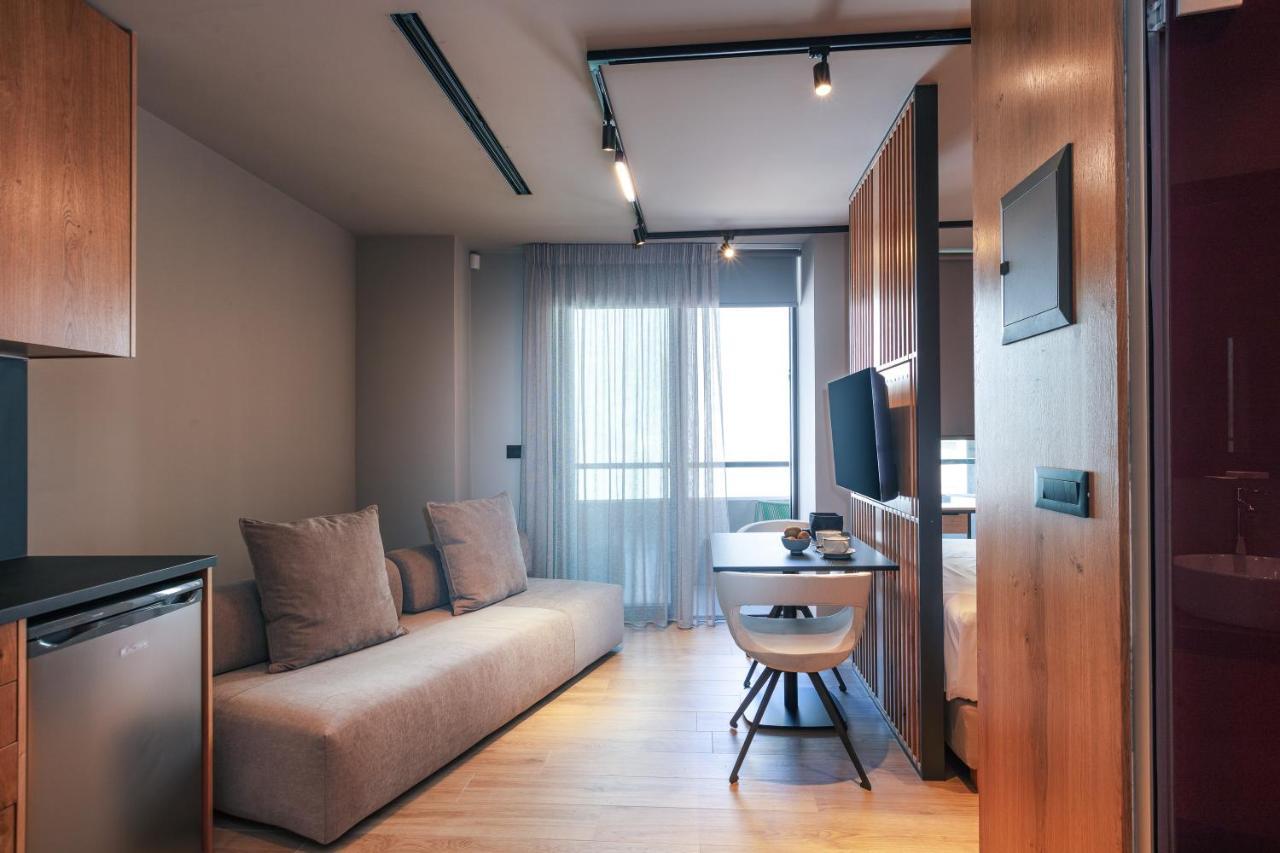 Souda Plaza Collection Hotel Bagian luar foto