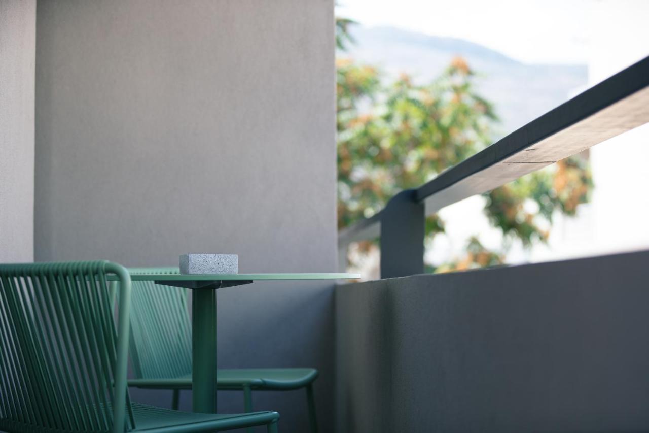 Souda Plaza Collection Hotel Bagian luar foto