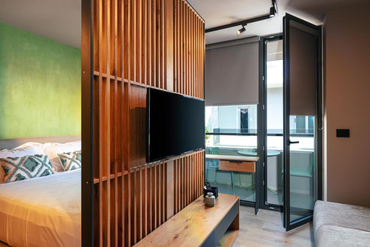 Souda Plaza Collection Hotel Bagian luar foto